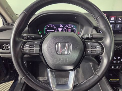 Used 2023 Honda Accord Touring image 17