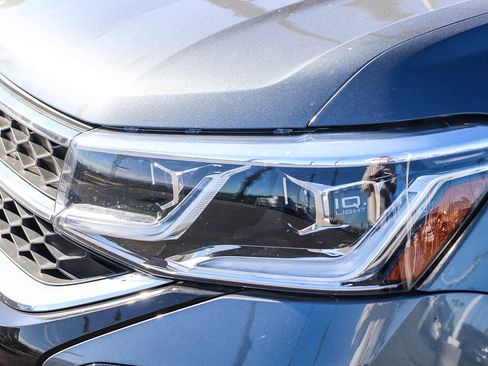 Used 2022 Volkswagen Taos SEL w/ Panoramic Sunroof Package image 2