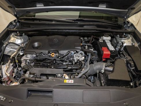 Used 2024 Toyota Camry SE image 17