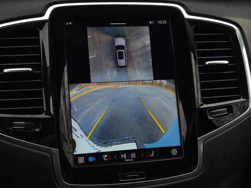 Used 2024 Volvo XC90 T8 Plus image 36