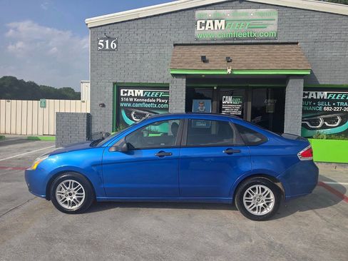 Used 2010 Ford Focus SE FWD image 17