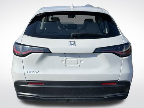 Certified 2024 Honda HR-V LX image 4