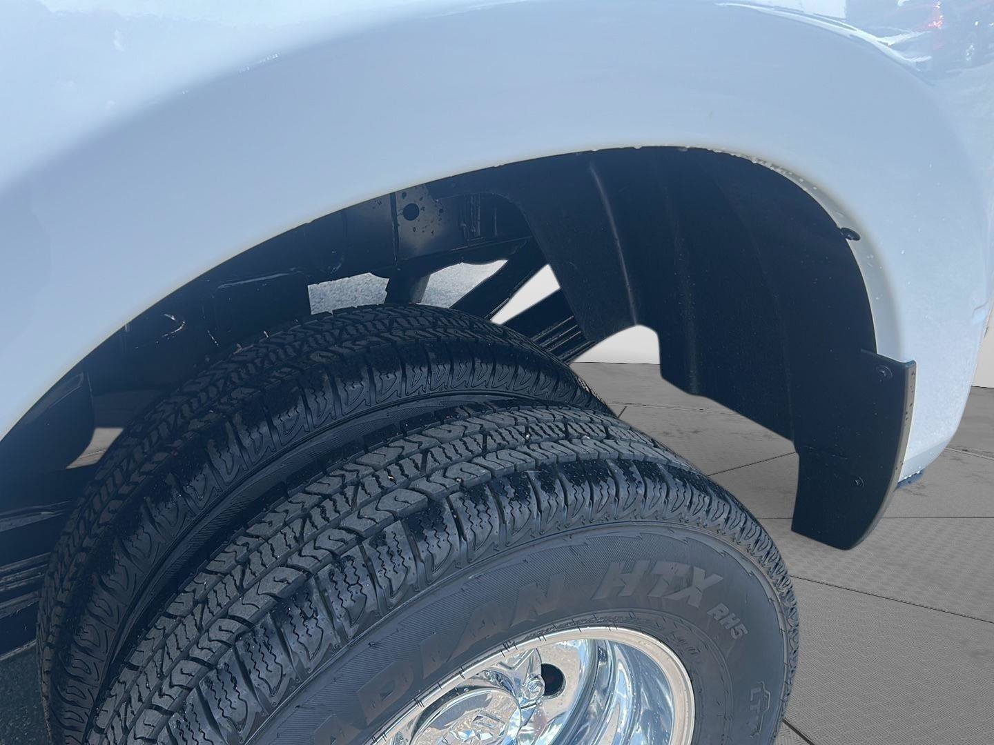 New 2026 RAM 3500 Big Horn AWD/4WD image 12