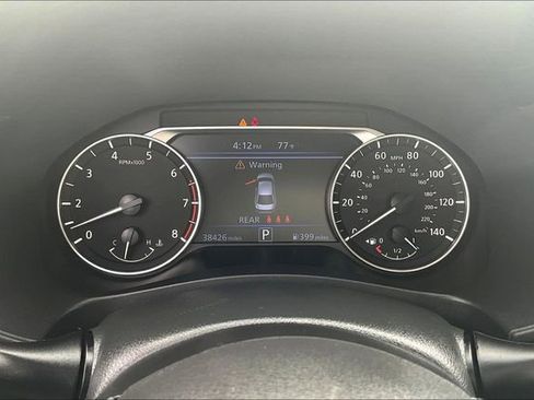 Used 2025 Nissan Altima 2.5 SV FWD image 12