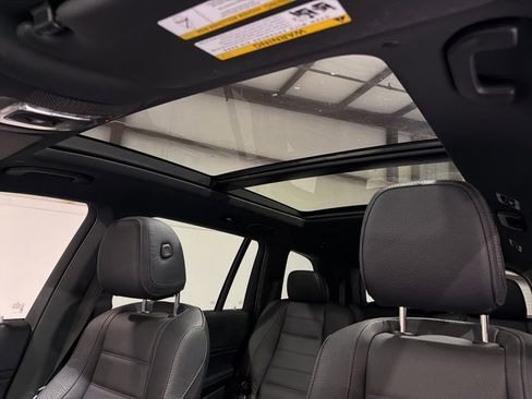 Used 2024 Mercedes-Benz GLS 450 4MATIC image 24