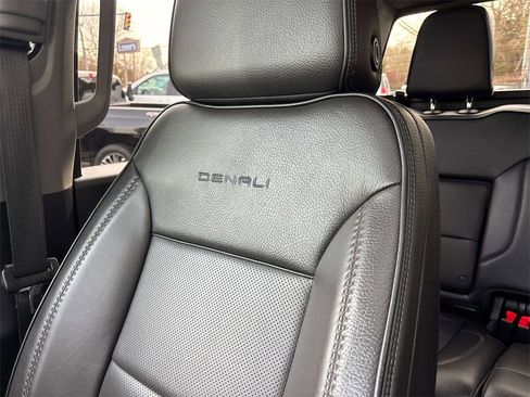 Used 2024 GMC Sierra 2500 Denali w/ Denali Reserve Package image 28