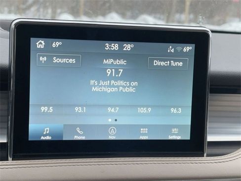 Used 2022 Lincoln Corsair AWD w/ Equipment Group 101A image 19