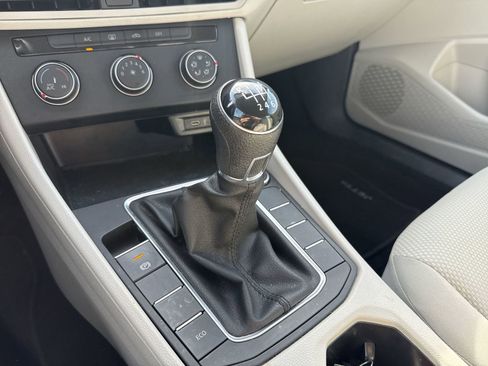 Used 2020 Volkswagen Jetta S FWD image 20