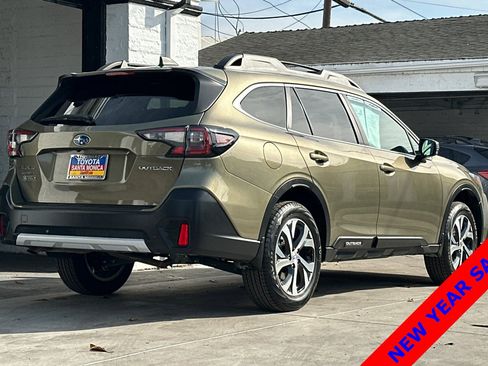 Used 2022 Subaru Outback Limited w/ Popular Package #2 image 4