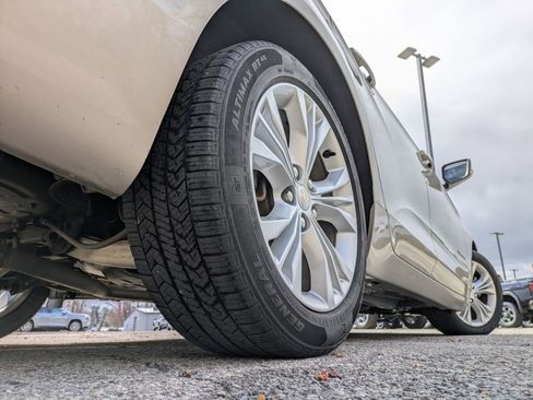 Used 2014 Chevrolet Impala LT w/ Convenience Package FWD image 38