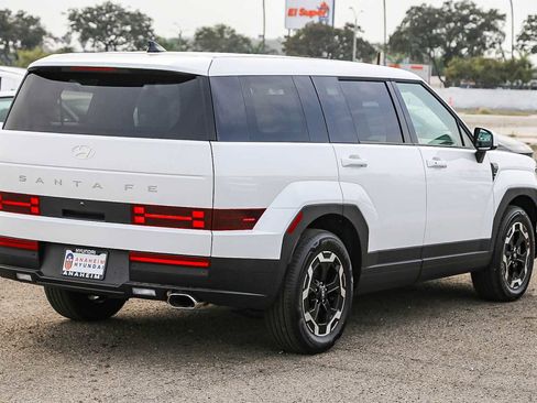 New 2026 Hyundai Santa Fe SE FWD image 6