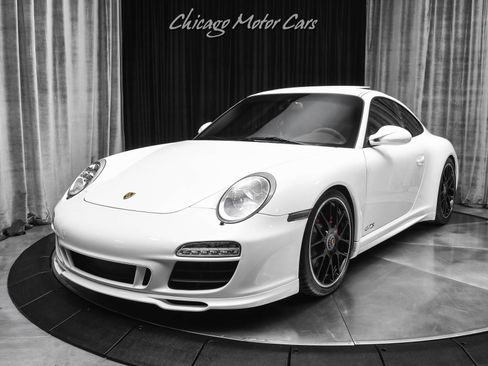 Used 2011 Porsche 911 Carrera GTS image 2