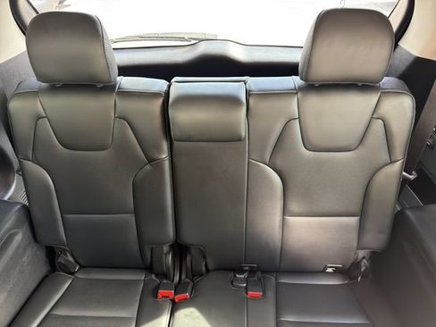 Used 2021 Kia Telluride LX FWD image 15