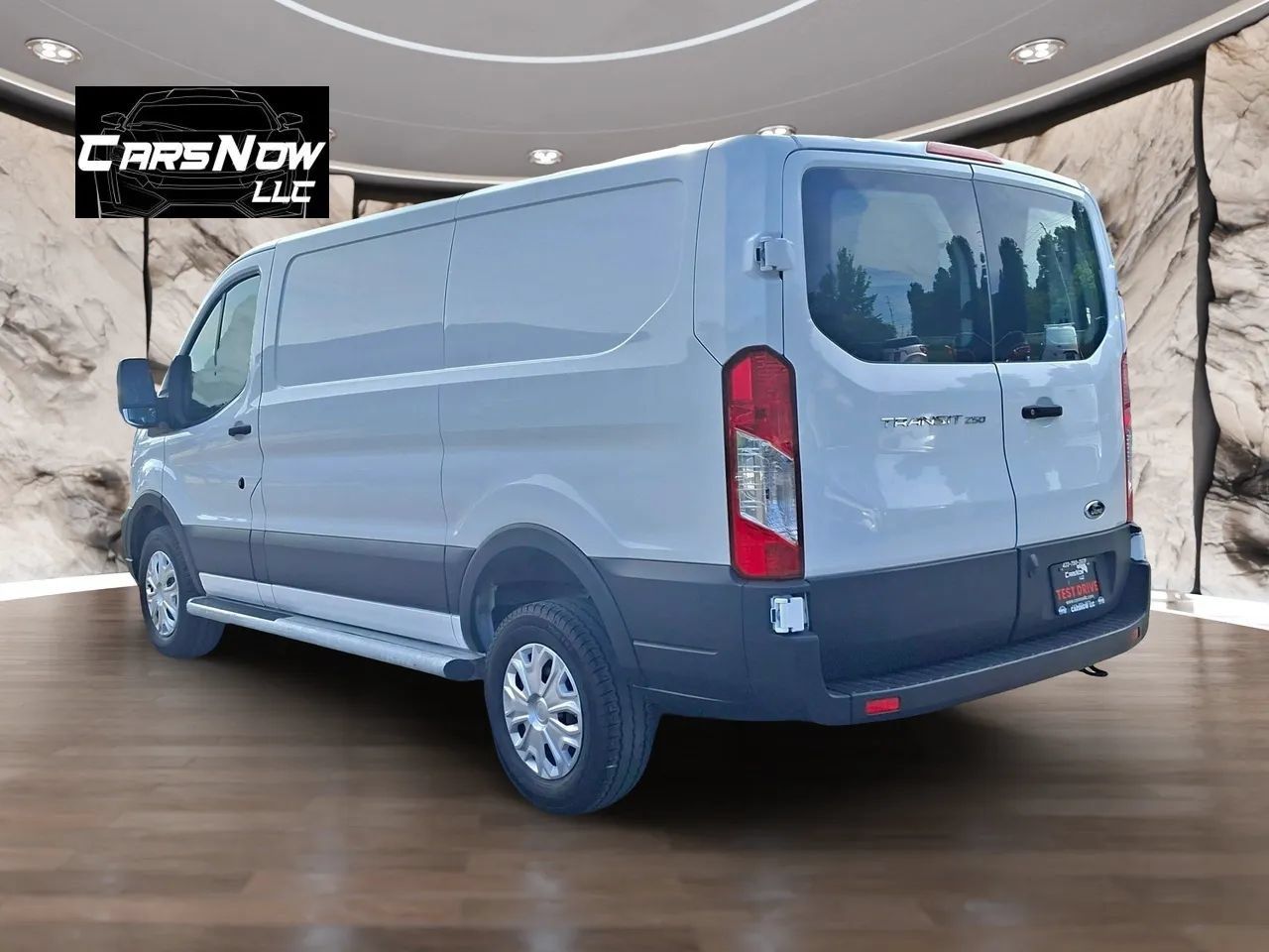 Used 2025 Ford Transit 250 Low Roof w/ Exterior Upgrade Package RWD image 4
