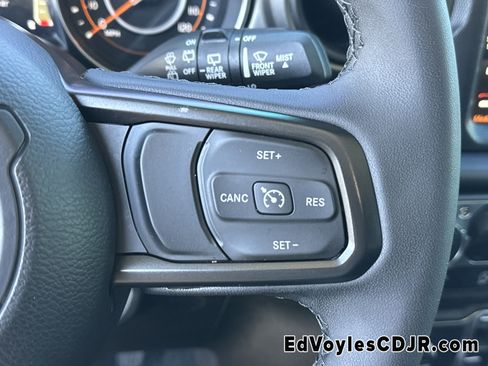 Used 2023 Jeep Wrangler Sport S image 30