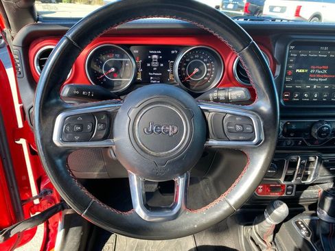 Used 2021 Jeep Wrangler Unlimited Rubicon AWD/4WD image 17