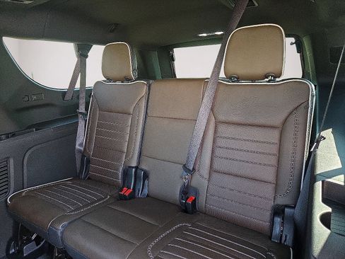 Used 2026 GMC Yukon XL Denali Ultimate AWD/4WD image 20