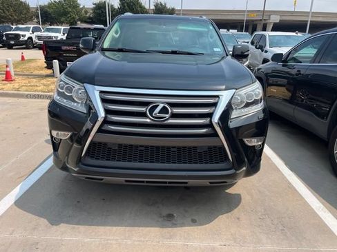 Used 2016 Lexus GX 460 Luxury AWD/4WD image 3