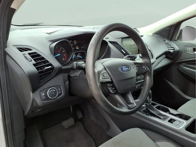 Used 2019 Ford Escape SE FWD image 13