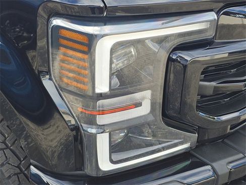 Used 2022 Ford F250 Lariat image 7