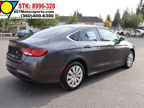 Used 2016 Chrysler 200 LX FWD image 7