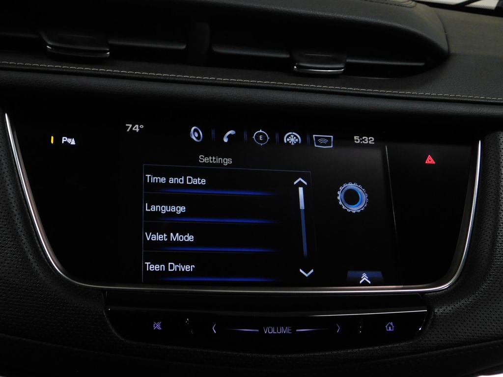 Used 2017 Cadillac XT5 FWD image 39