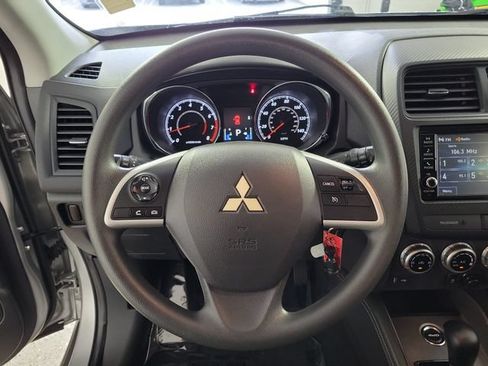 Used 2025 Mitsubishi Outlander Sport ES AWD/4WD image 26