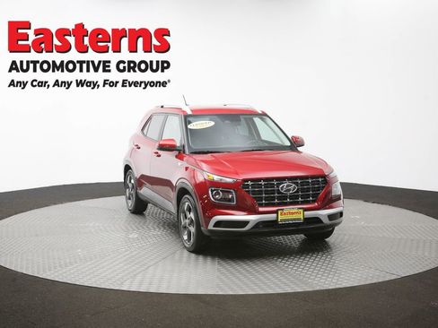 Used 2024 Hyundai Venue Limited FWD image 50