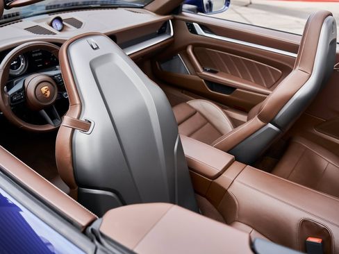 Used 2021 Porsche 911 Turbo S image 35