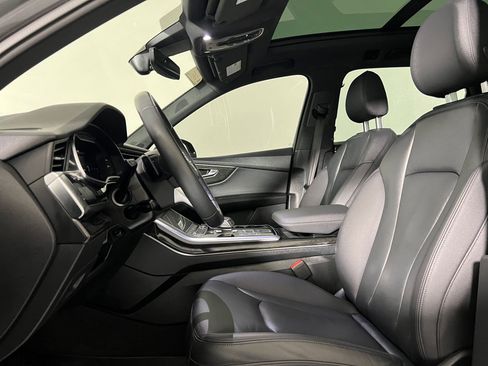 Used 2022 Audi Q7 Premium Plus w/ Premium Plus Package image 5