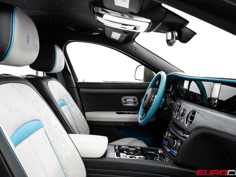 Used 2025 Rolls-Royce Ghost AWD/4WD image 37