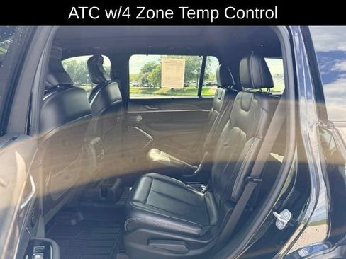 Used 2021 Jeep Grand Cherokee L Overland w/ Luxury Tech Group IV AWD/4WD image 9
