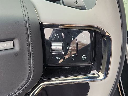 Used 2026 Land Rover Range Rover Velar Dynamic SE image 27