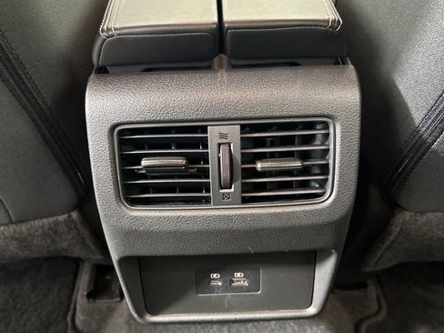 Used 2023 Nissan Rogue SV image 26