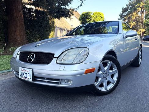 Used 2000 Mercedes-Benz SLK 230 image 2