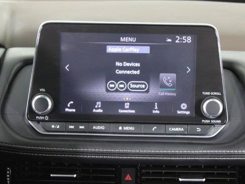 Certified 2021 Nissan Rogue SV w/ Premium Package FWD image 9