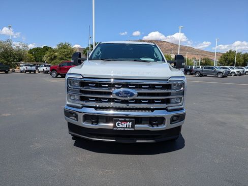 Certified 2025 Ford F250 Lariat AWD/4WD image 11