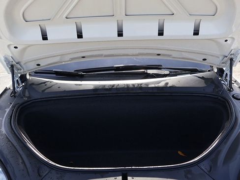 Used 2020 Tesla Model X Long Range AWD/4WD image 18