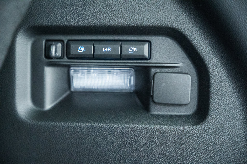 New 2027 Ford Explorer ST AWD/4WD image 12