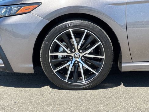 Used 2024 Toyota Camry SE FWD image 28