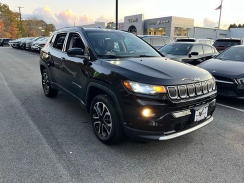 Used 2022 Jeep Compass Limited AWD/4WD image 4