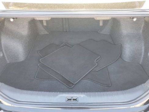 Used 2024 Nissan Altima 2.5 SV image 9