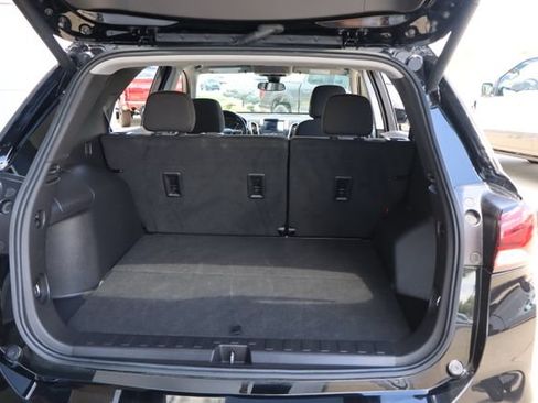 Used 2024 Chevrolet Equinox LT AWD/4WD image 26
