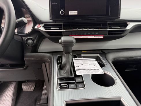 New 2026 Toyota Sienna LE image 11