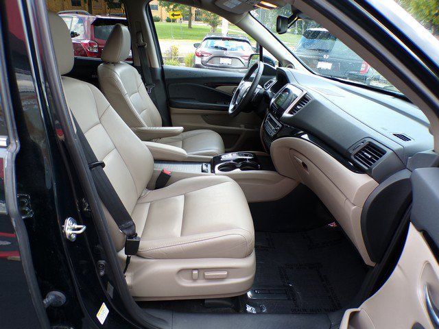 Used 2016 Honda Pilot Touring image 17