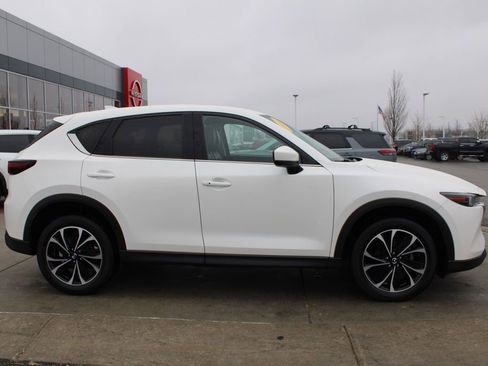 Used 2022 MAZDA CX-5 AWD 2.5 S w/ Premium Package image 6