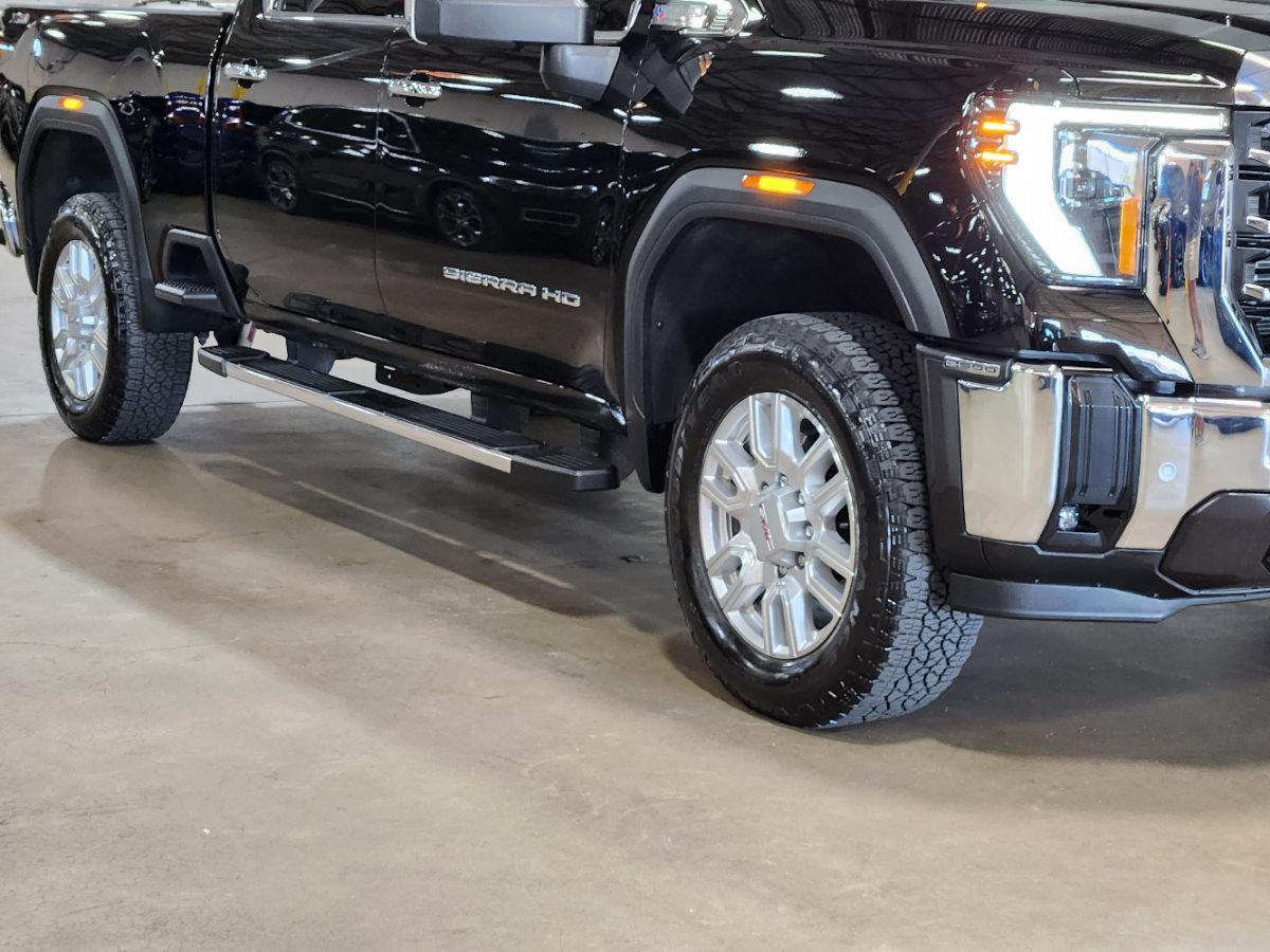 Used 2024 GMC Sierra 2500 SLT w/ Texas SLT Premium Package AWD/4WD image 14