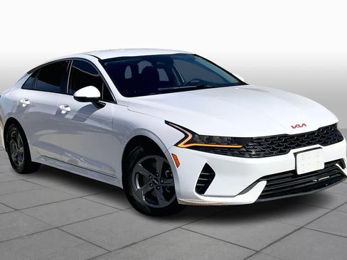 Used 2023 Kia K5 LXS image 3