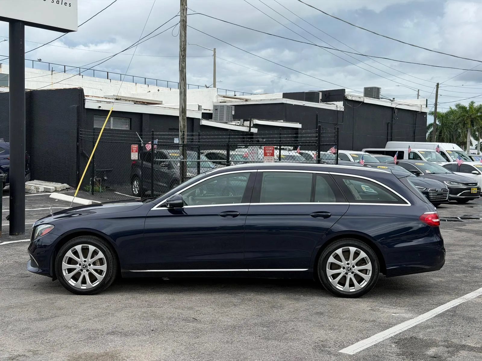Used 2019 Mercedes-Benz E 450 4MATIC Wagon image 8