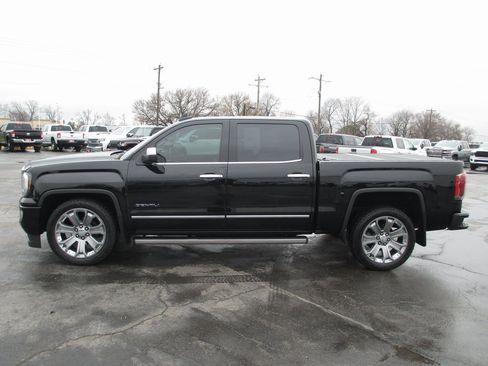 Used 2018 GMC Sierra 1500 Denali w/ Denali Ultimate Package image 11